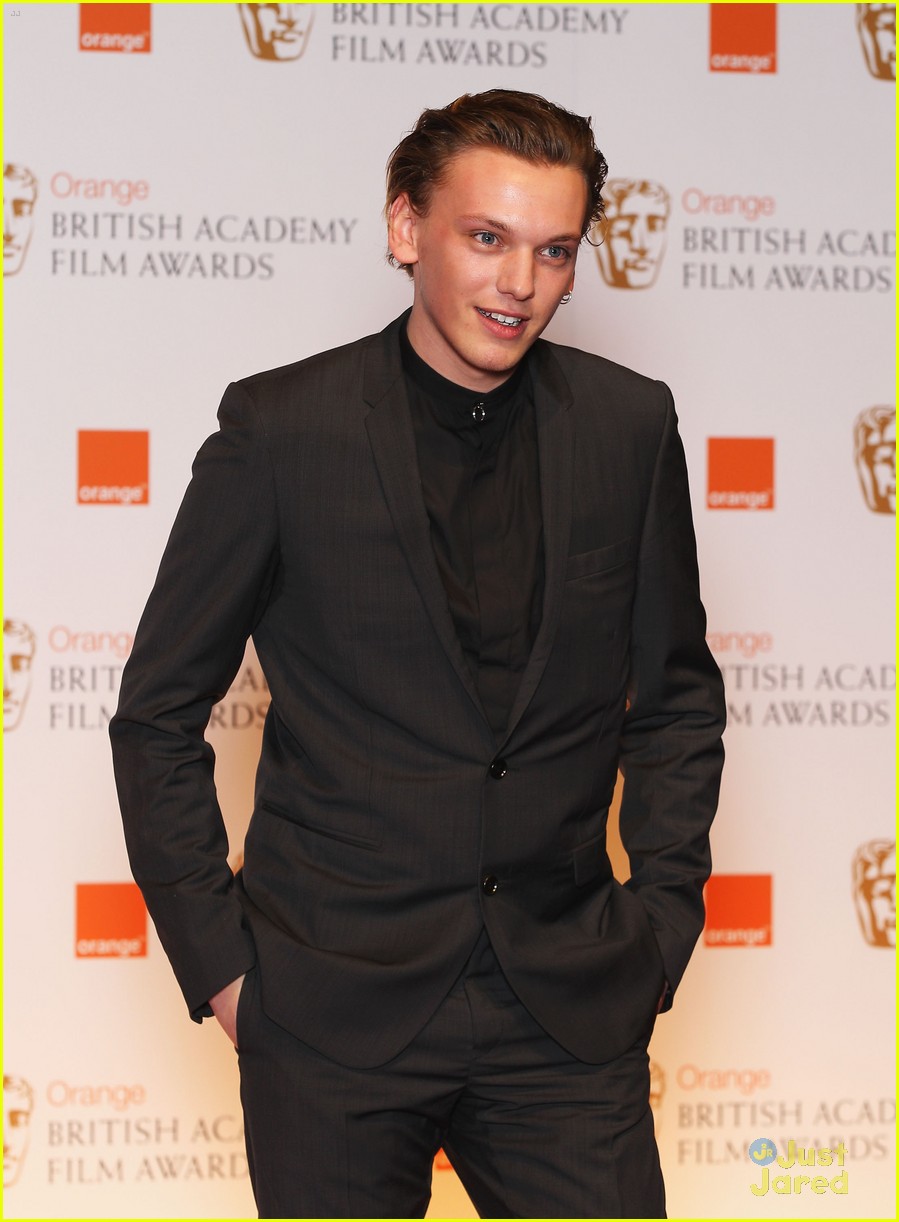 jamie campbell bower elle style awards 08