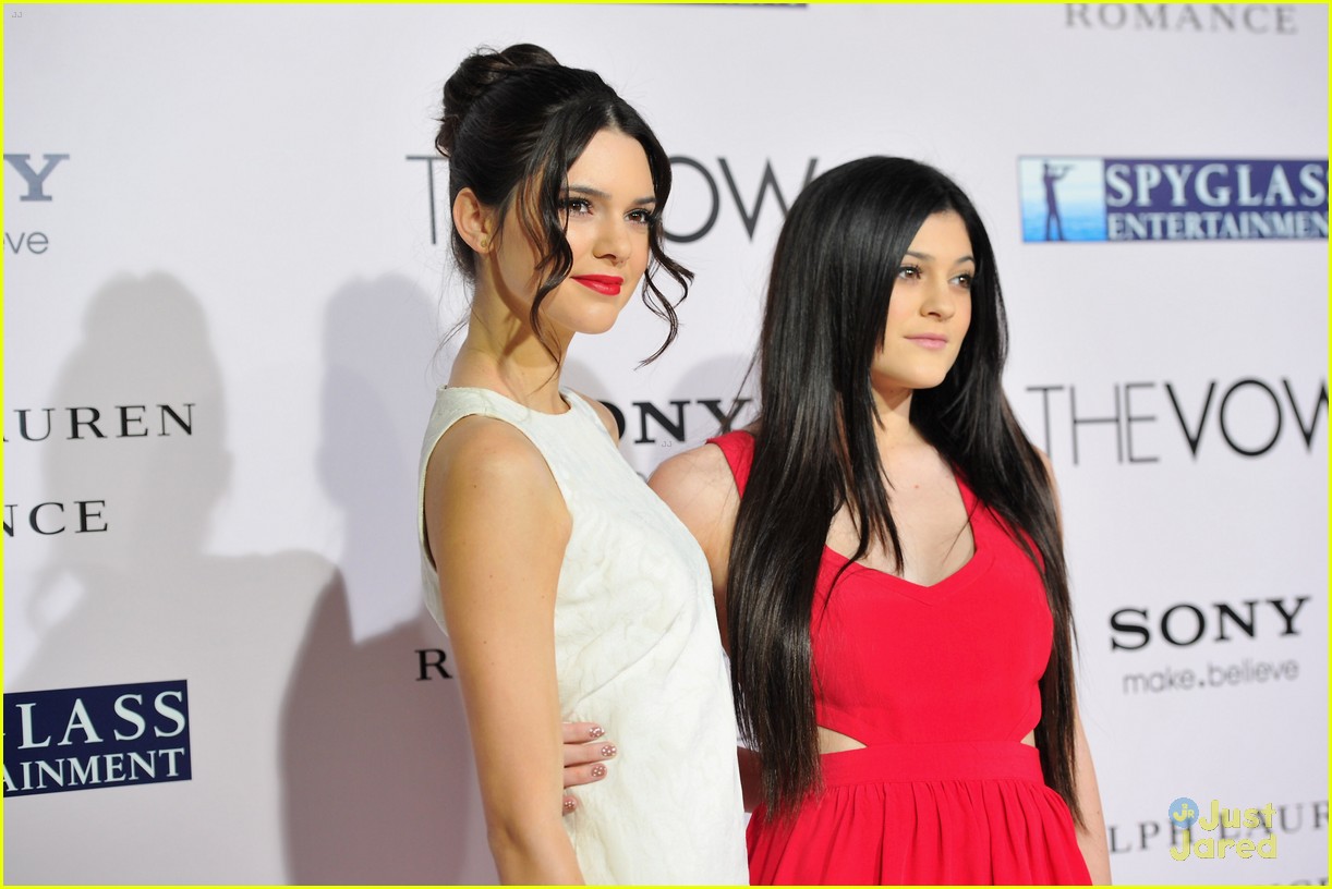 kendall kylie jenner vow 01
