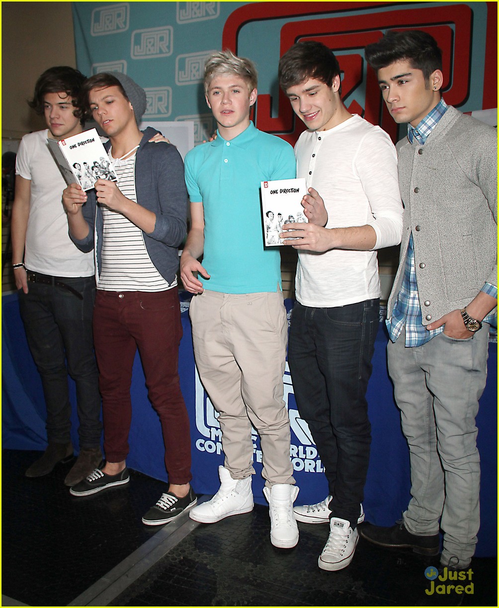 one direction up all night signing 08