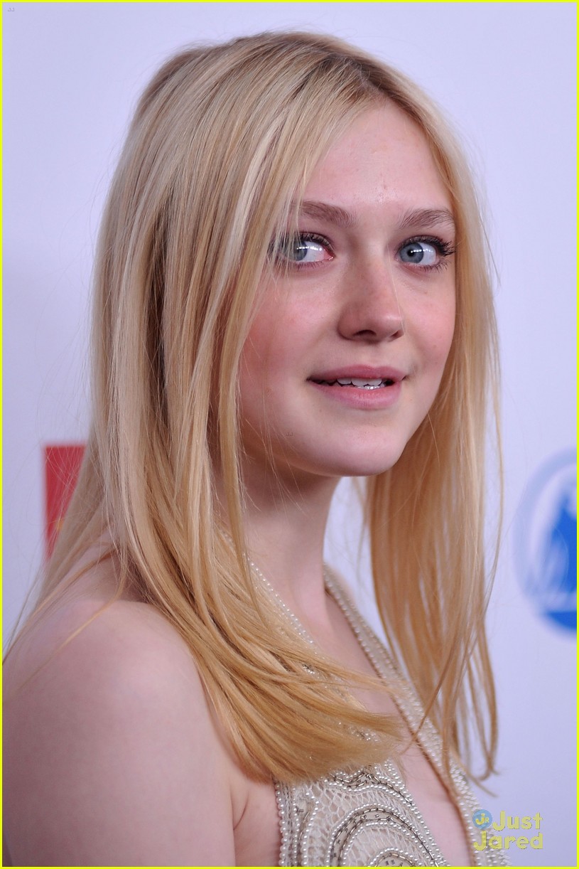 Dakota Fanning Fake