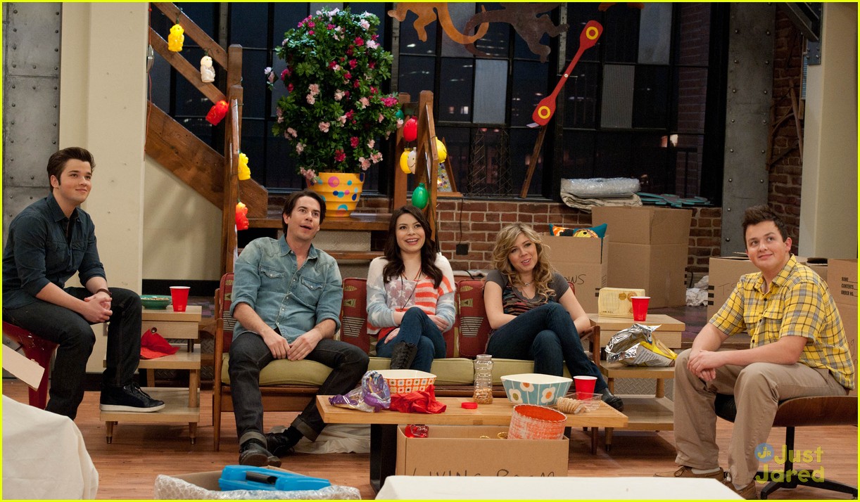 icarly moves out 06