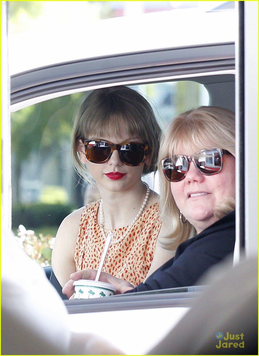 taylor swift sonic stop 02
