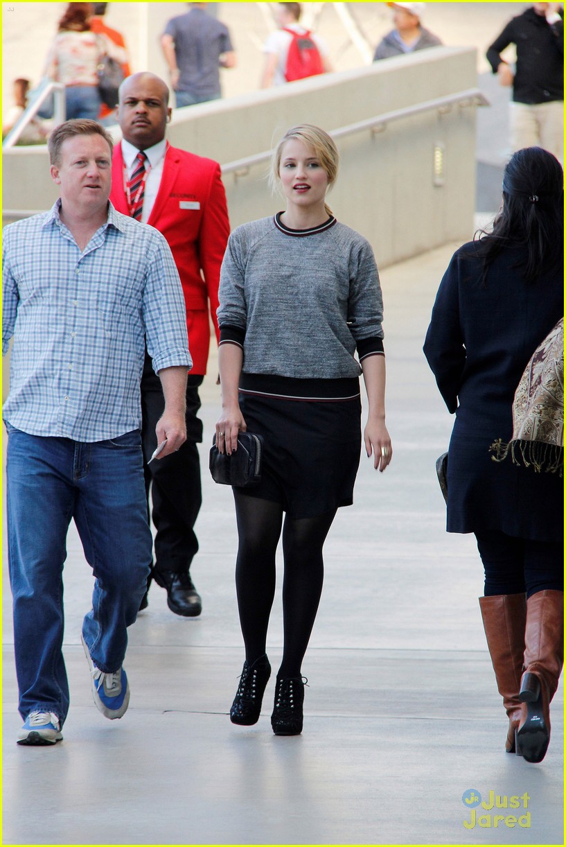dianna agron lakers game 04