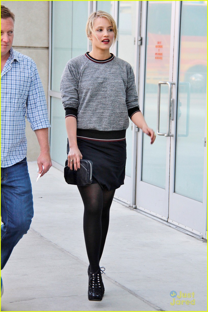 dianna agron lakers game 10