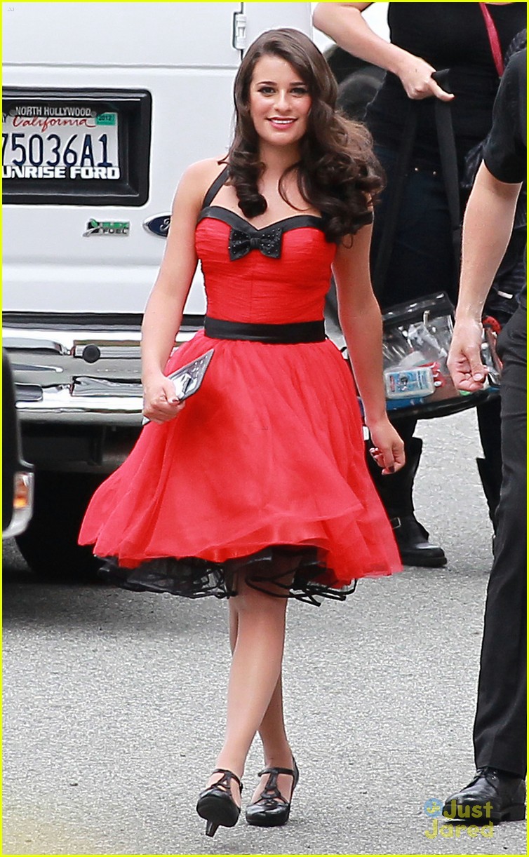 dianna agron lea michele ladies red 07