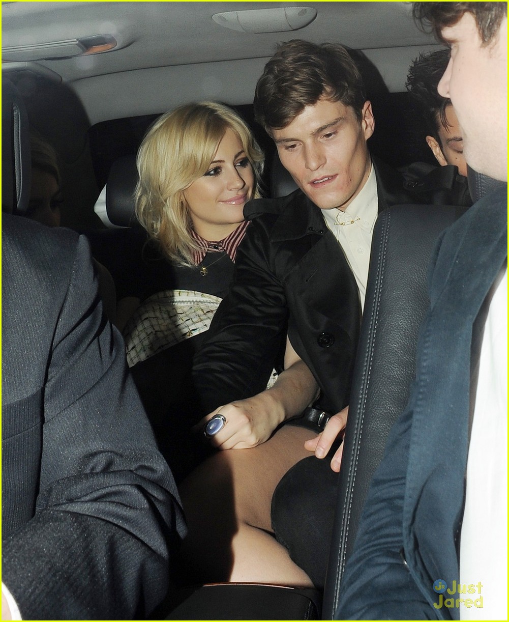 pixie lott oliver cheshire party 03