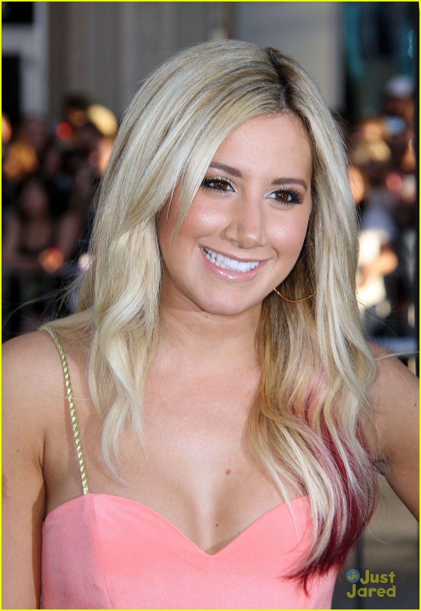 ashley tisdale the lucky one 10