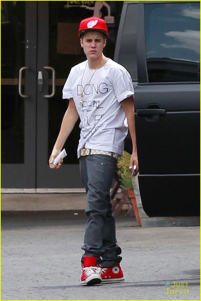 mens justin beiber jeans with heavy