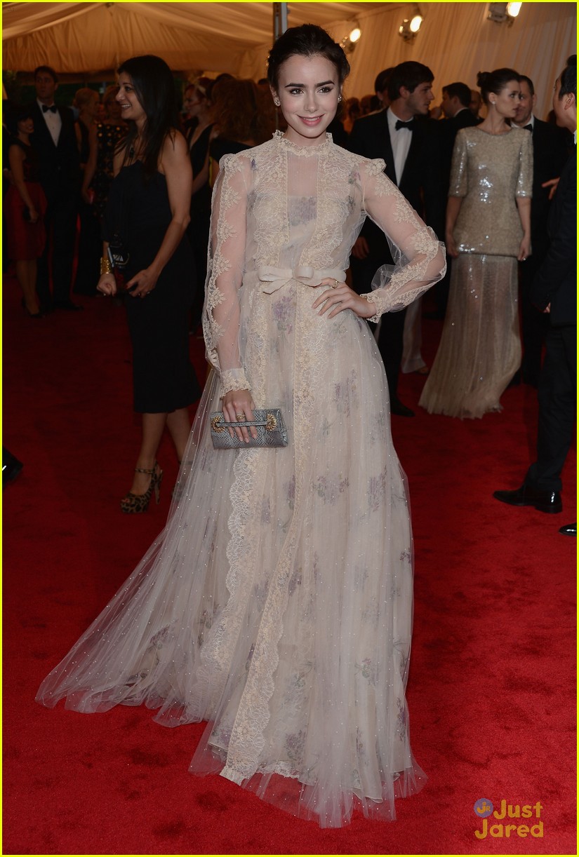 lily collins met ball 06