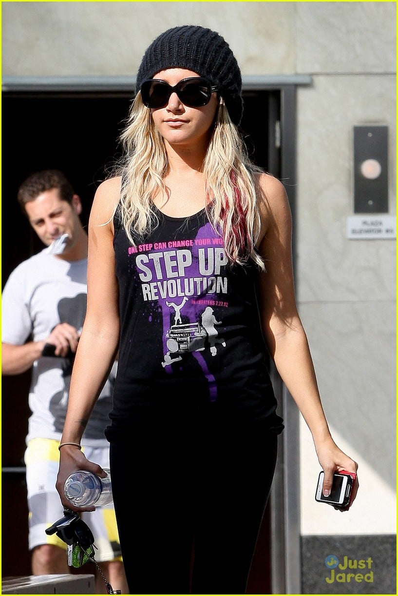 tisdale step up tee 03