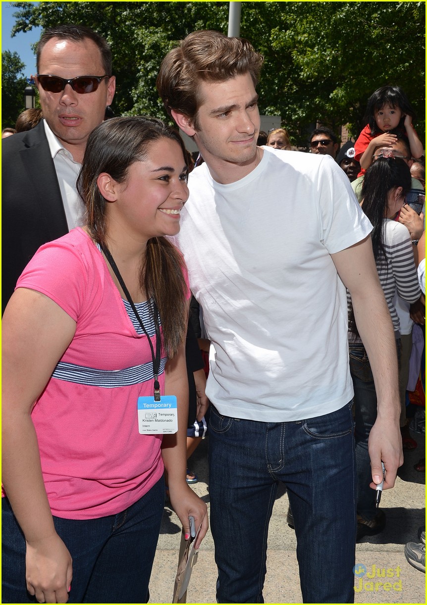 andrew garfield spider delivery 22