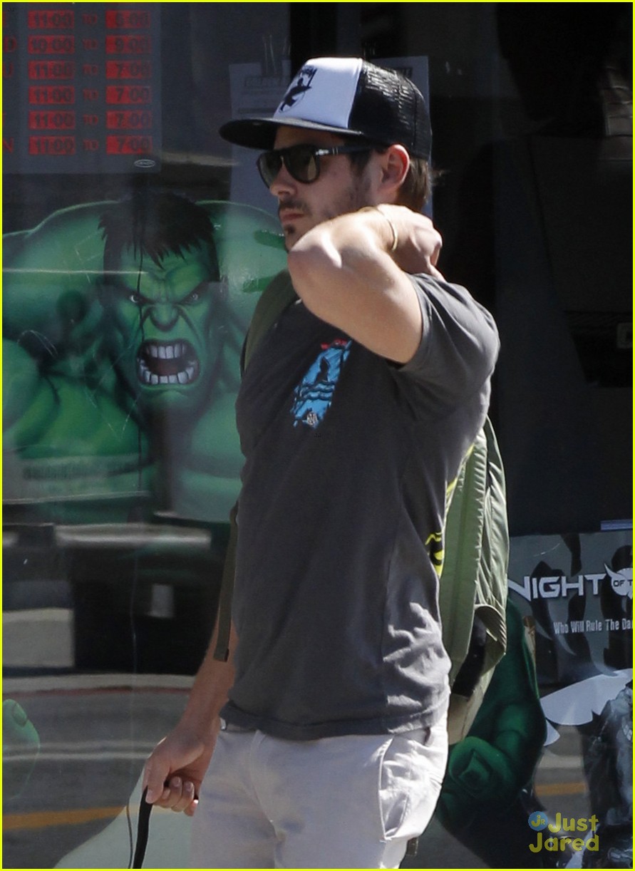 Zac Efron Zen Foods Lover! Photo 477131 Photo Gallery Just Jared Jr.