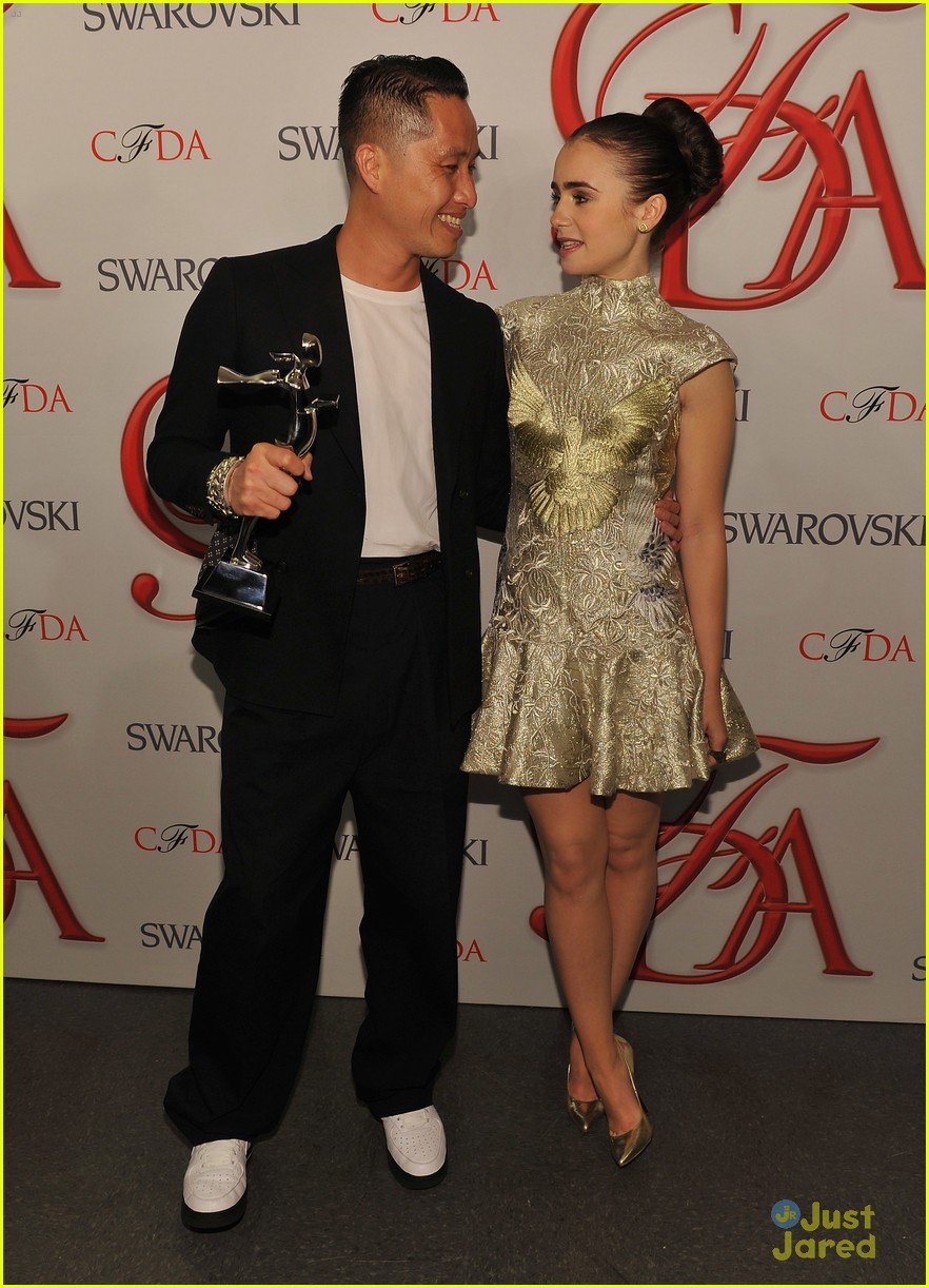 lily collins cfda awards 12