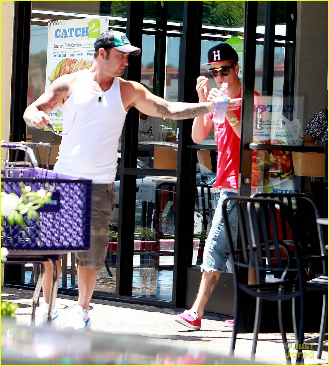 justin bieber mexican lunch 02