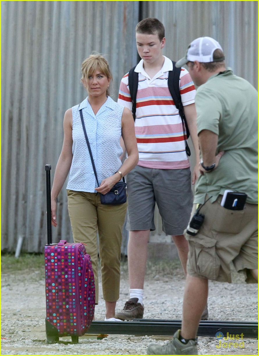 emma roberts will poulter millers set 02