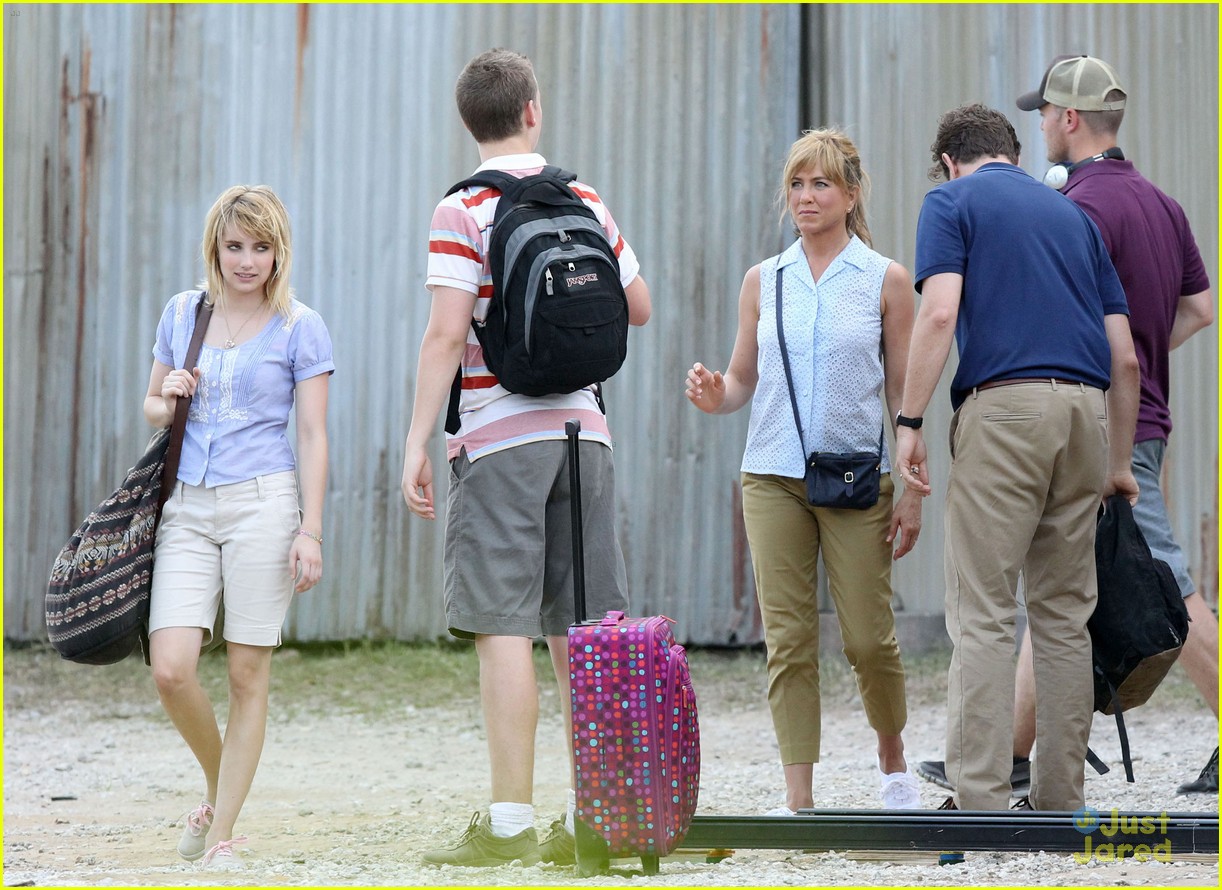 emma roberts will poulter millers set 12