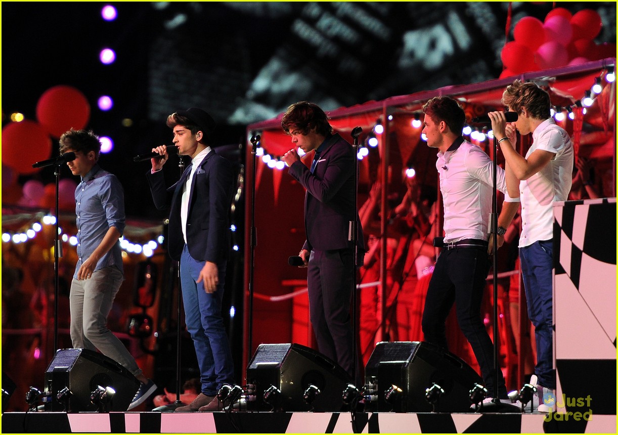 one direction closing olympics 05
