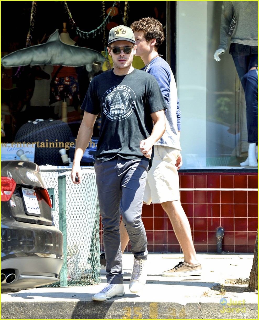 zac efron lunch with dylan 04