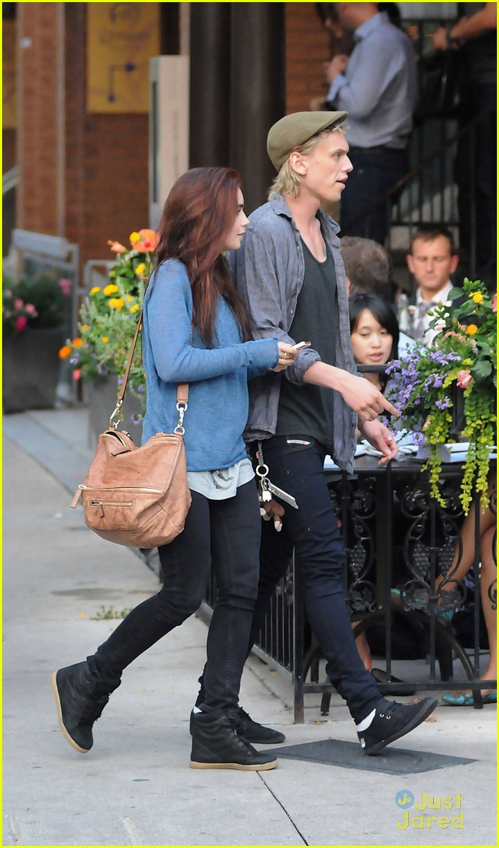lily collins jamie bower froyo 04