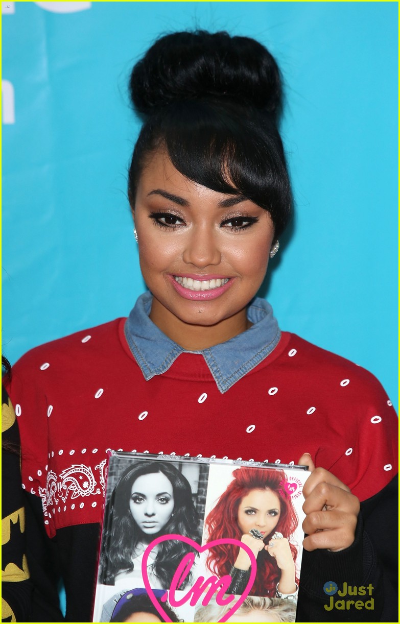 little mix book signing 05