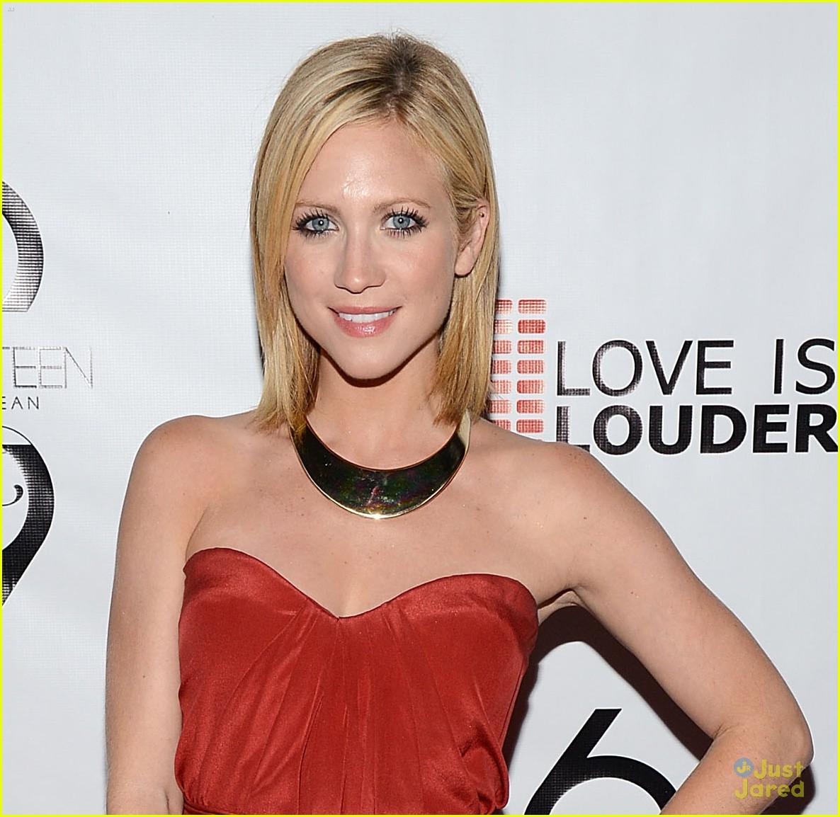 brittany snow jessica stroup can 01