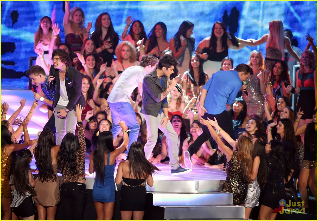 one direction vma performance 02