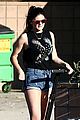 kylie jenner segway ride 04