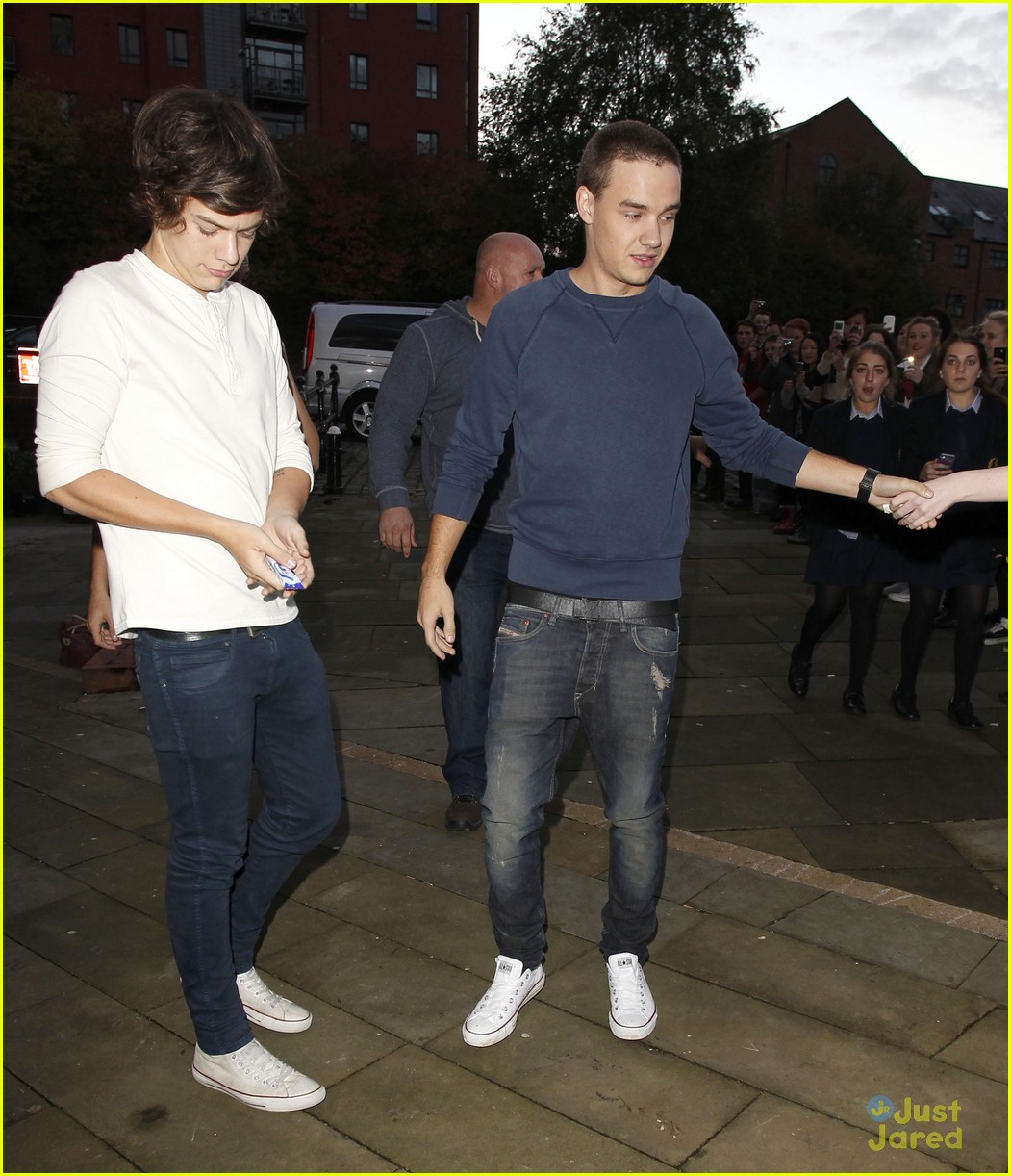 one direction key 103 arrival 09