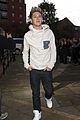 one direction key 103 arrival 04