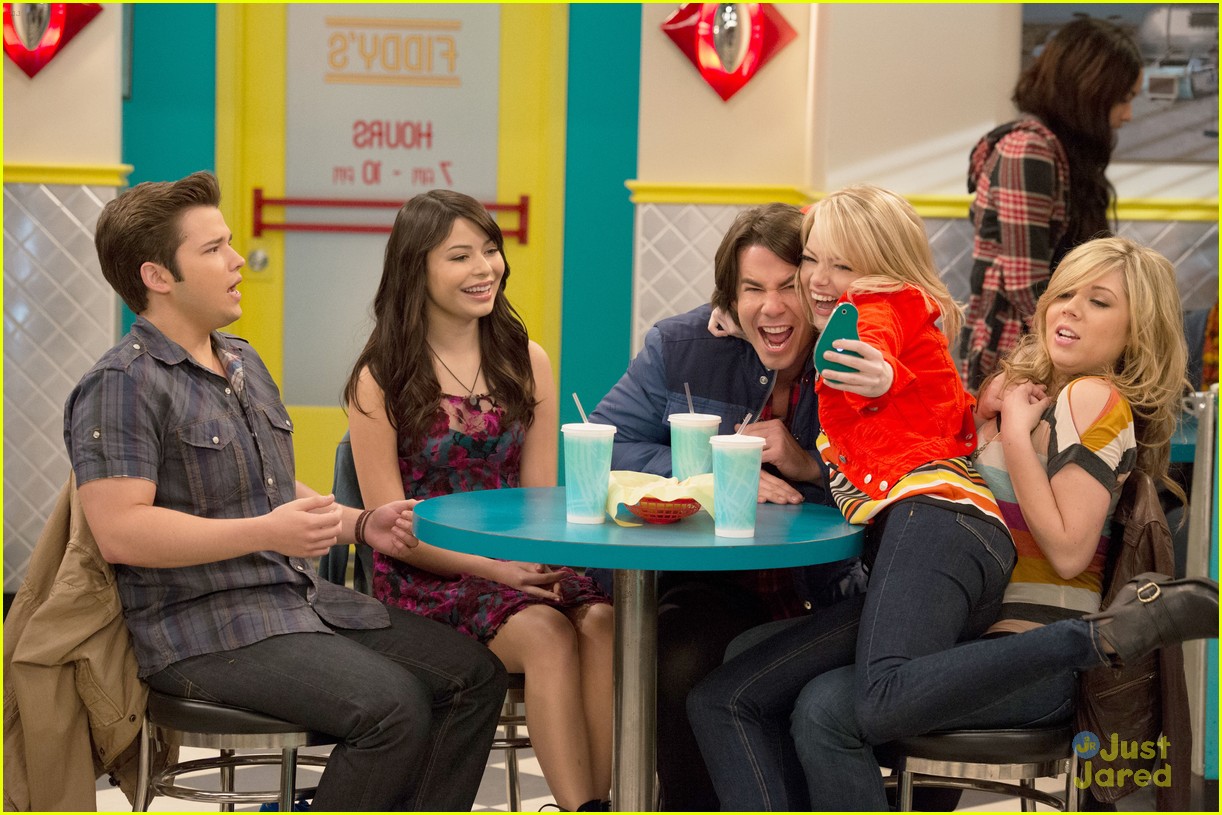 emma stone icarly first look 05