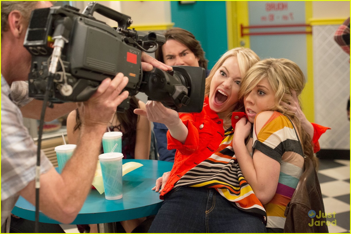 emma stone icarly first look 07