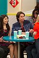 emma stone icarly first look 01