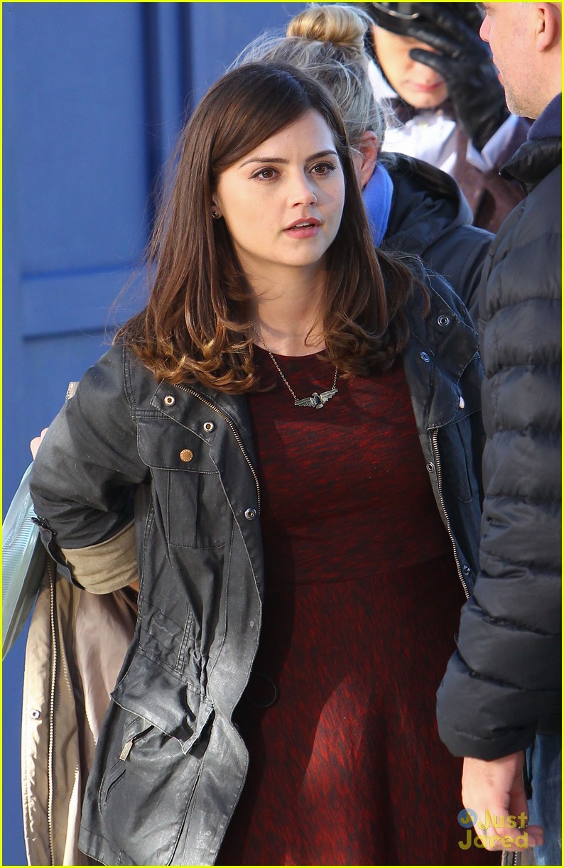 jenna louise coleman cycle dr who 02
