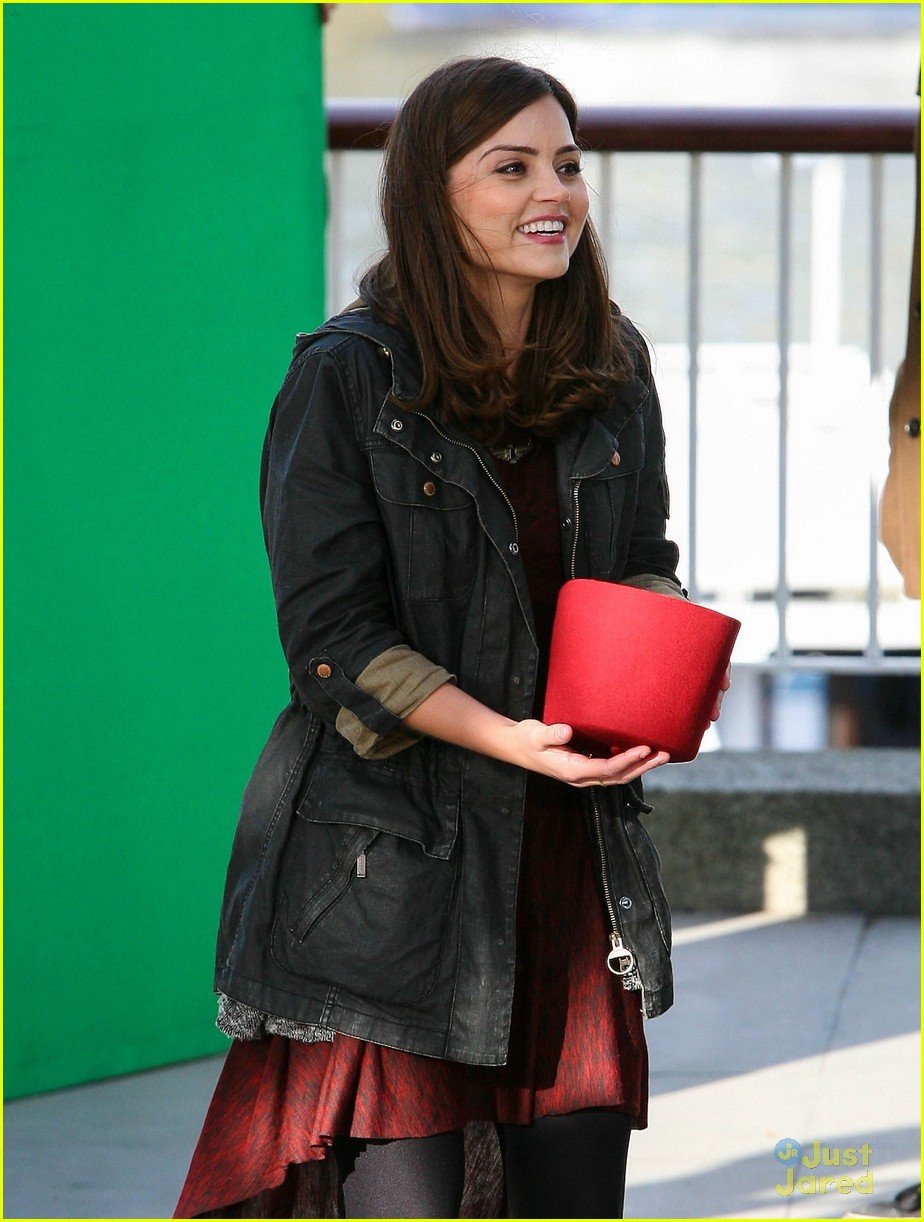 jenna louise coleman cycle dr who 14