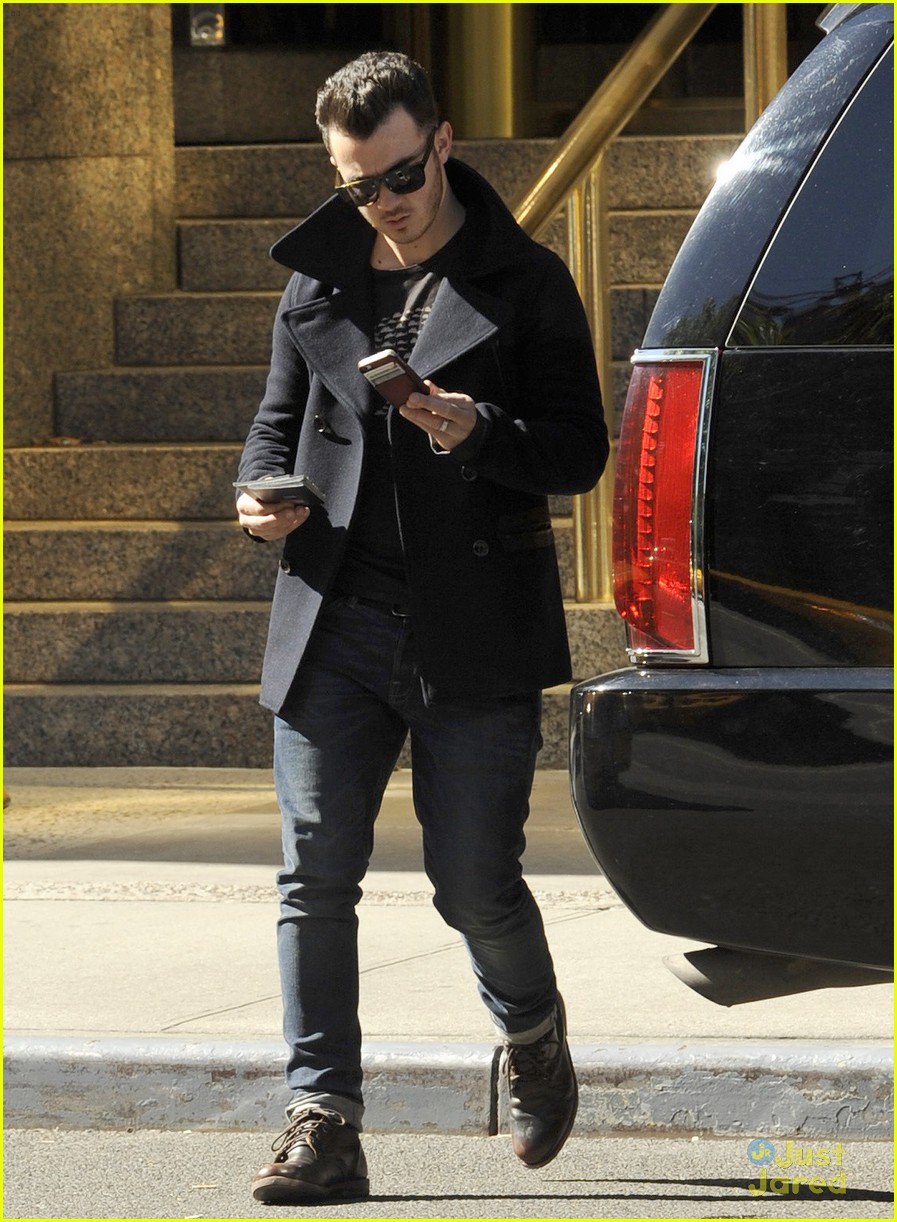 jonas brothers out new york 03