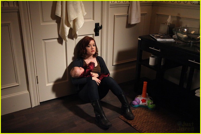 jane levy parker young babysitters 02
