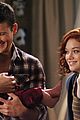 jane levy parker young babysitters 05