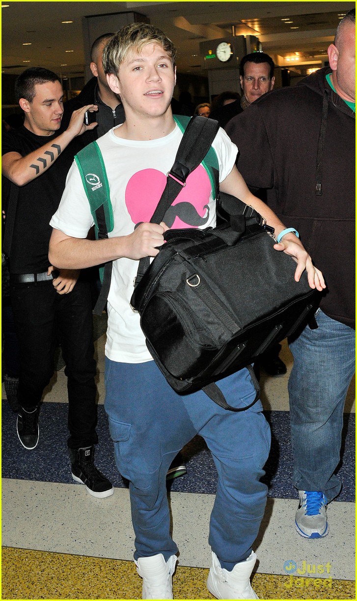 one direction jfk arrival 05