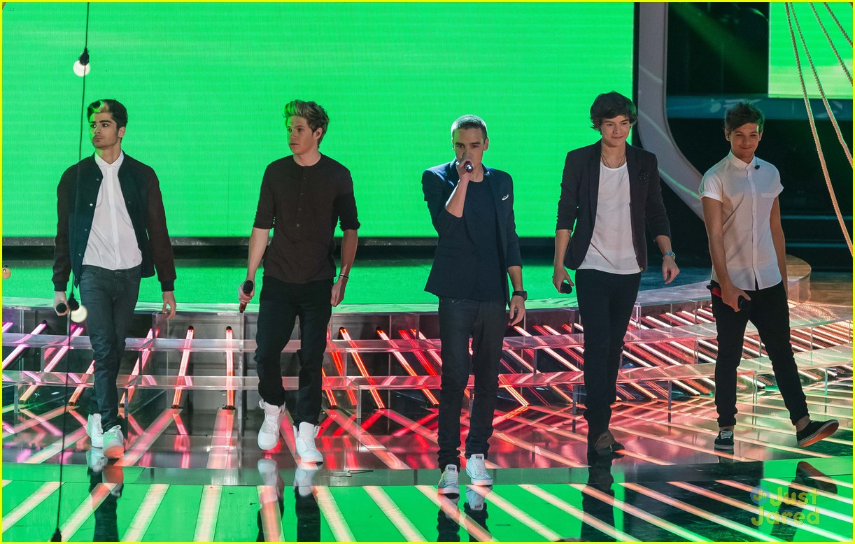 one direction x factor italy 08