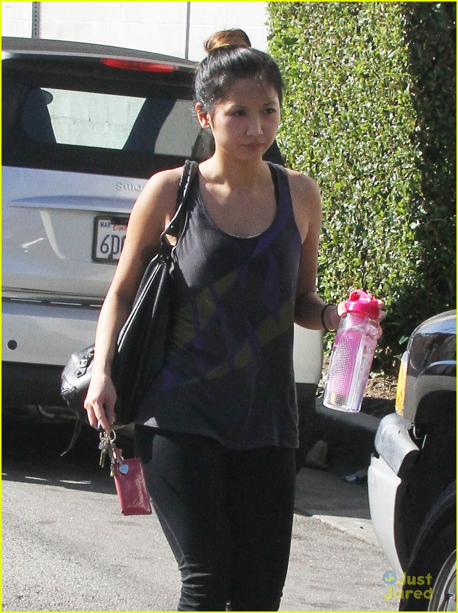 brenda song gym time tuesday 04