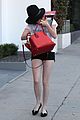 emma roberts digs red purse 03