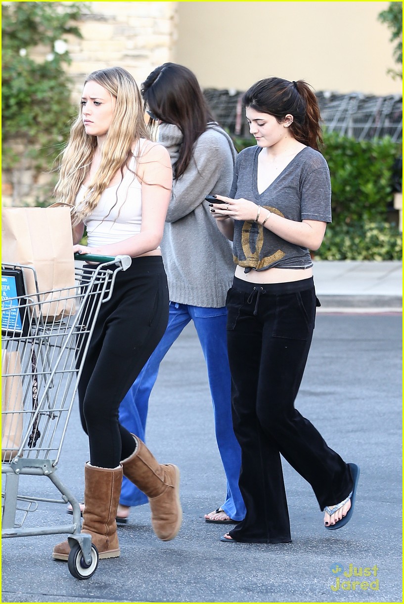 kendall kylie jenner grocery girls 07