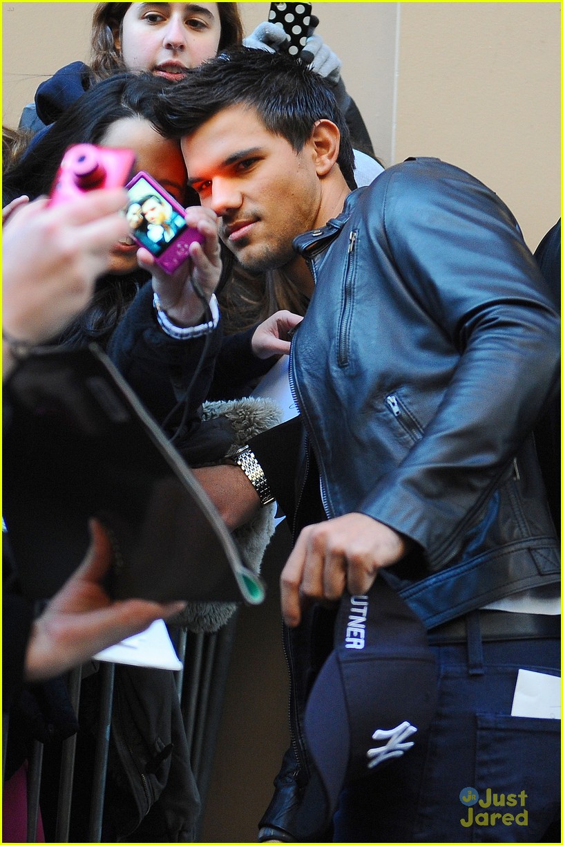 taylor lautner today stop 01