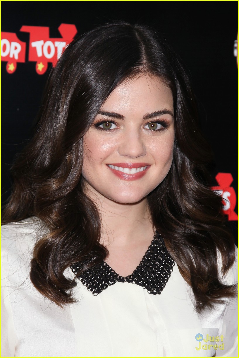 lucy hale duracell smiles campaign 09
