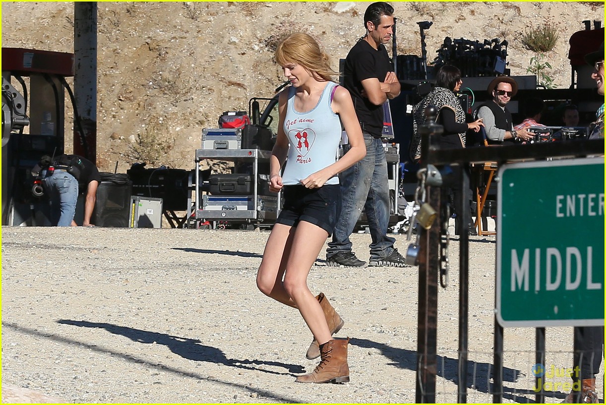 taylor swift trouble shoot day two 19