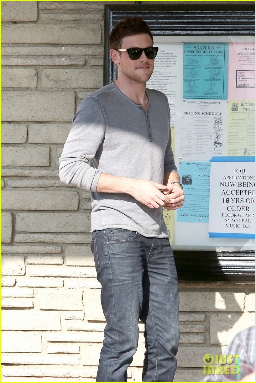 cory monteith skating in burbank 10