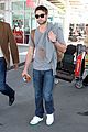 chace crawford sydney airport 02
