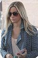 ashley tisdale gas station stop 06