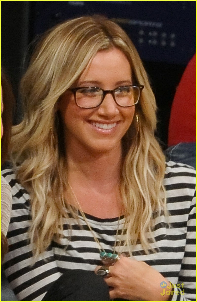 ashley tisdale lakers game 05