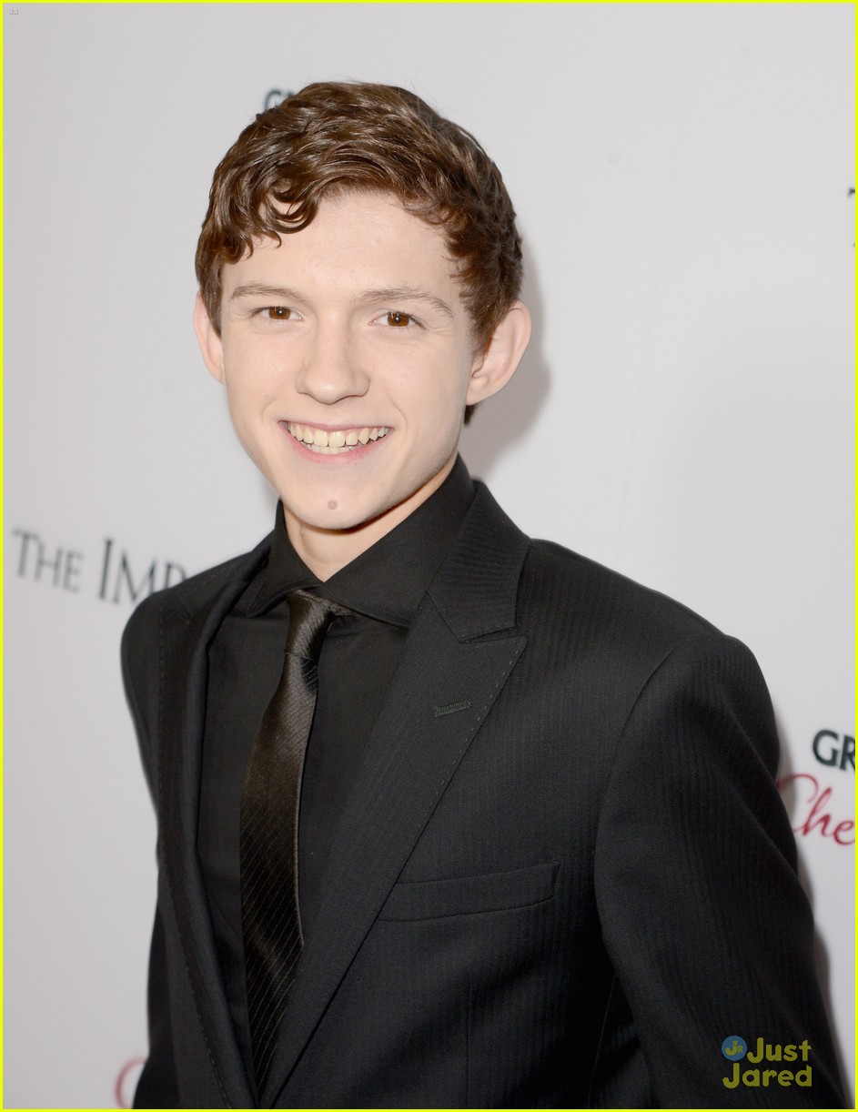tom holland impossible premiere 03